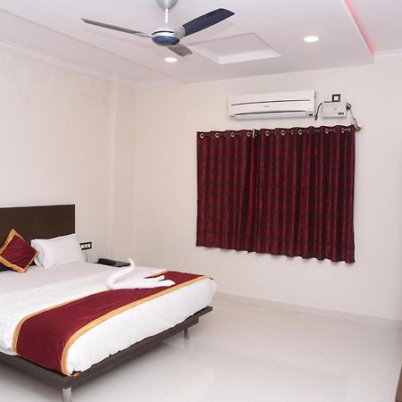 Chikmagalūr Hotel Grand Kubera المظهر الخارجي الصورة