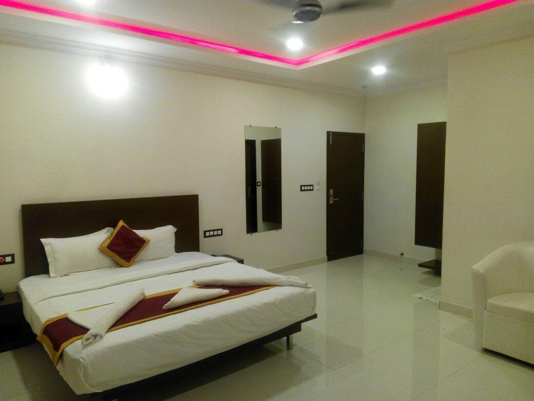Chikmagalūr Hotel Grand Kubera المظهر الخارجي الصورة