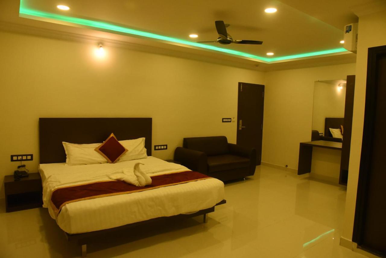 Chikmagalūr Hotel Grand Kubera المظهر الخارجي الصورة
