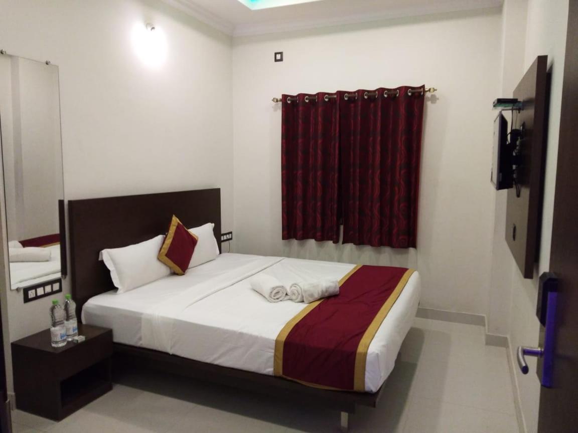Chikmagalūr Hotel Grand Kubera المظهر الخارجي الصورة